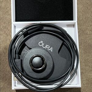 oura ring gen 3, size 8 Black